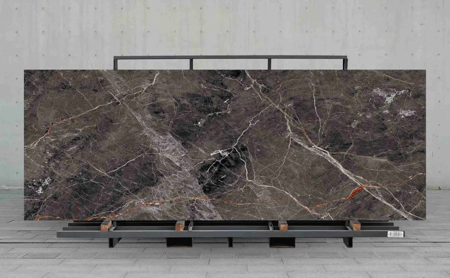 Fossil Black - Luxury porcelain